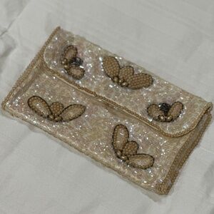 La reale vintage hand beaded purse